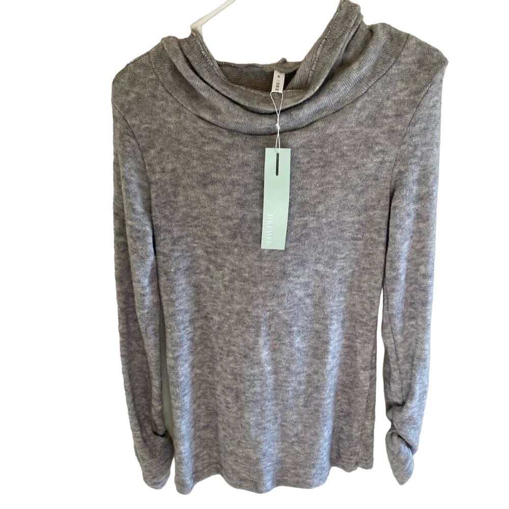 Dressfo‎ NWT Hooded Gray Sweater Medium